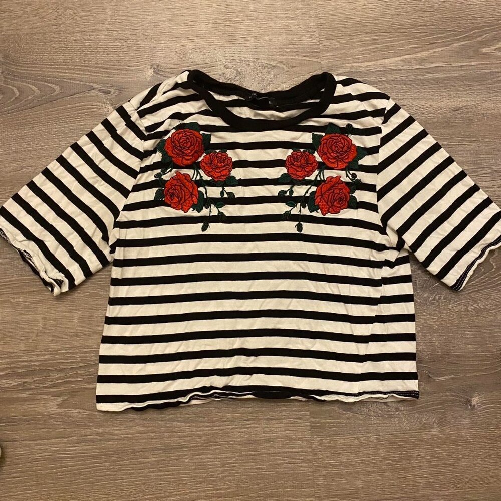 Kendall & Kylie Striped Rose Crop Shirt